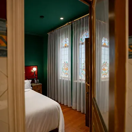 Casa Inquieta Boutique